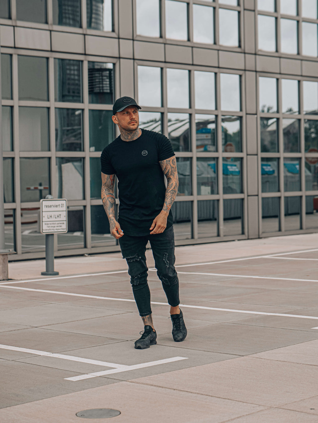 Baseball Cap - Black & Black Carbon