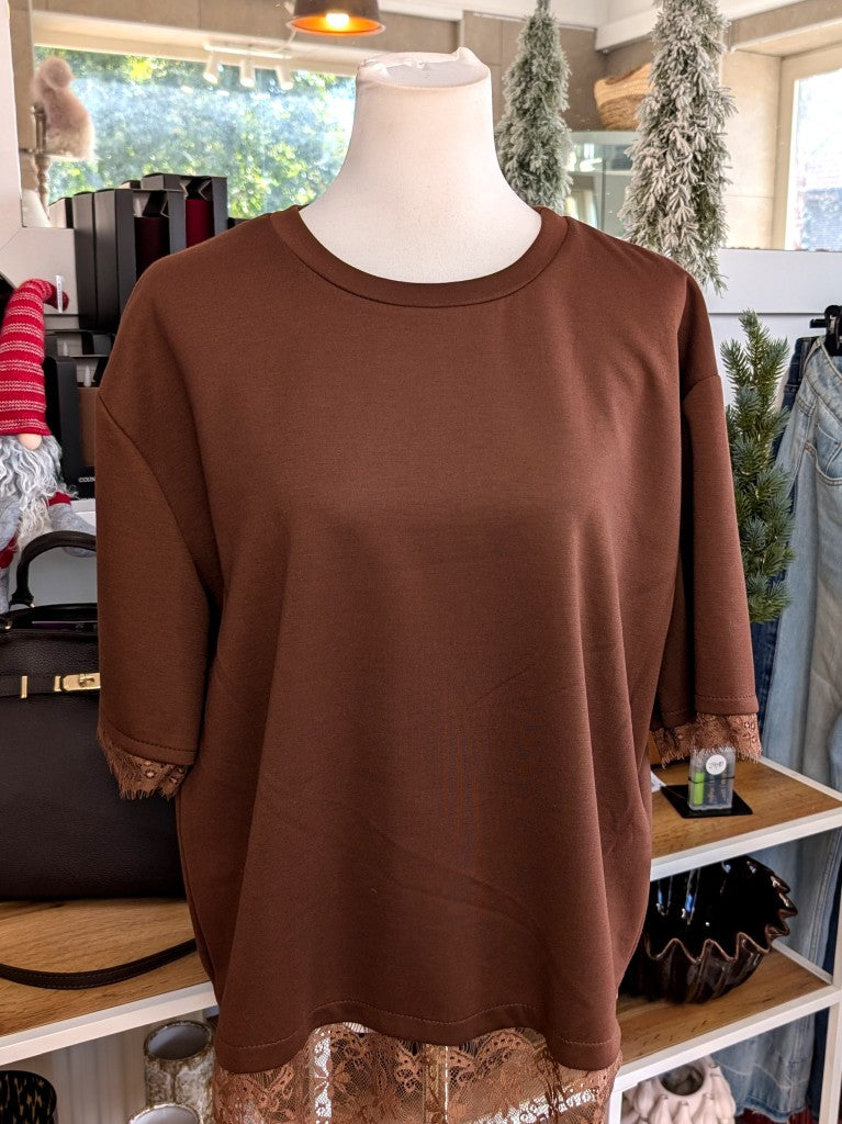 Short-Sleeve Lace Sweatshirt — Coffee Brown