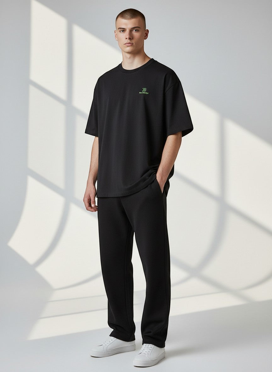 Core Oversize T-Shirt 200 g/m² – Bio-Baumwolle, grüne Stickerei