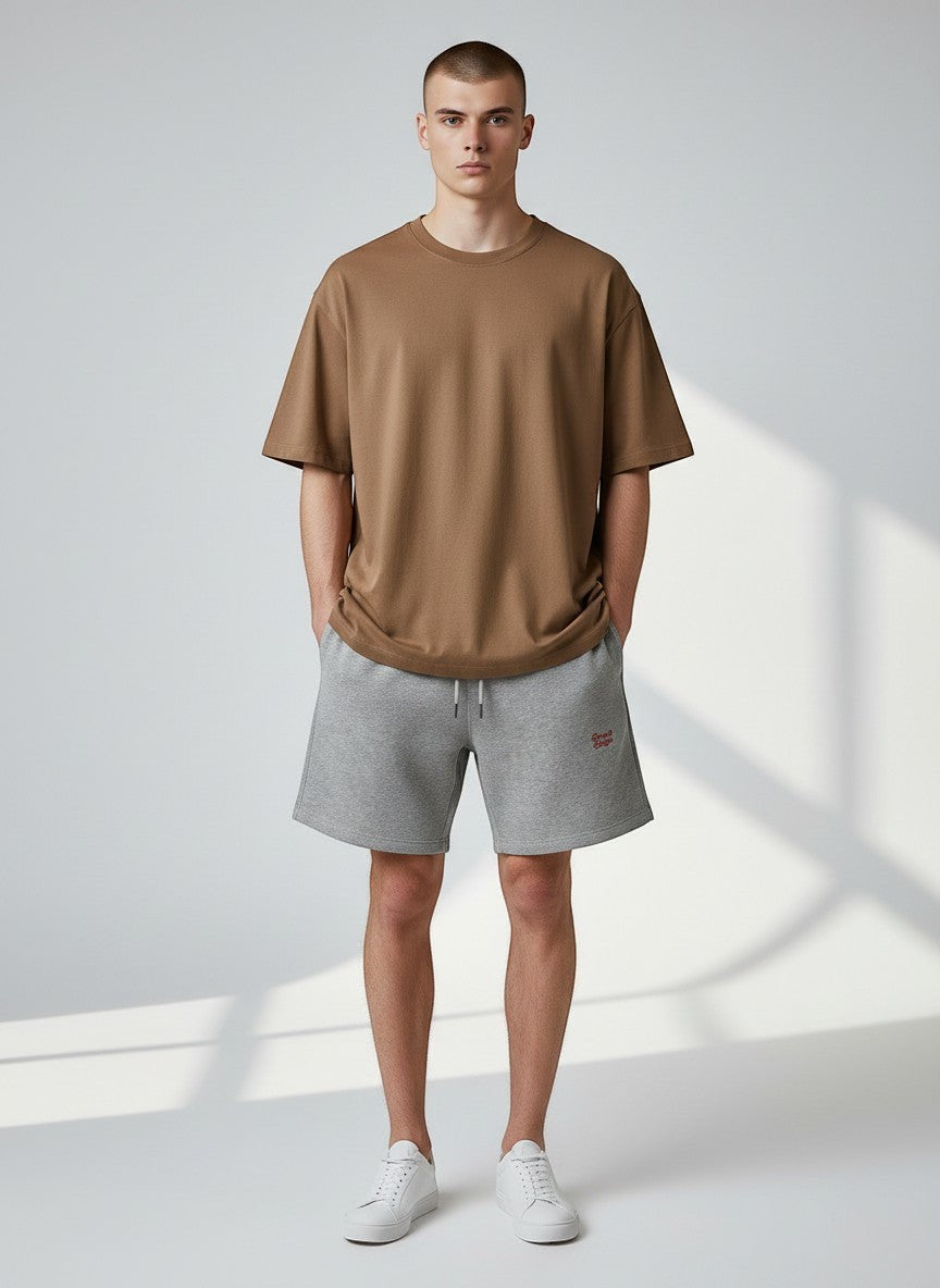 Power Sweatshorts 300 g/m² – rote Stickerei
