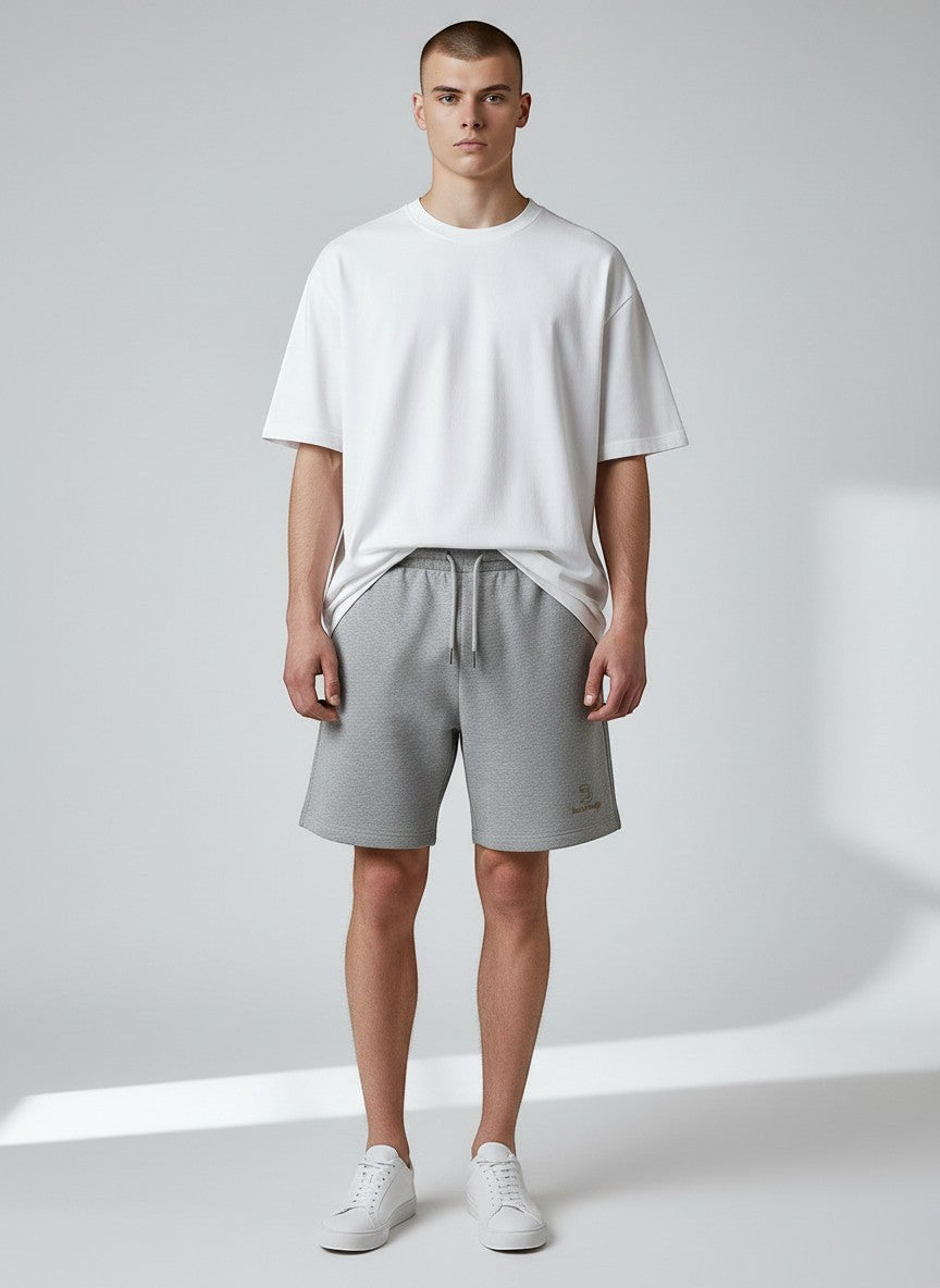Silence Sweatshorts 300 g/m² – goldene Stickerei