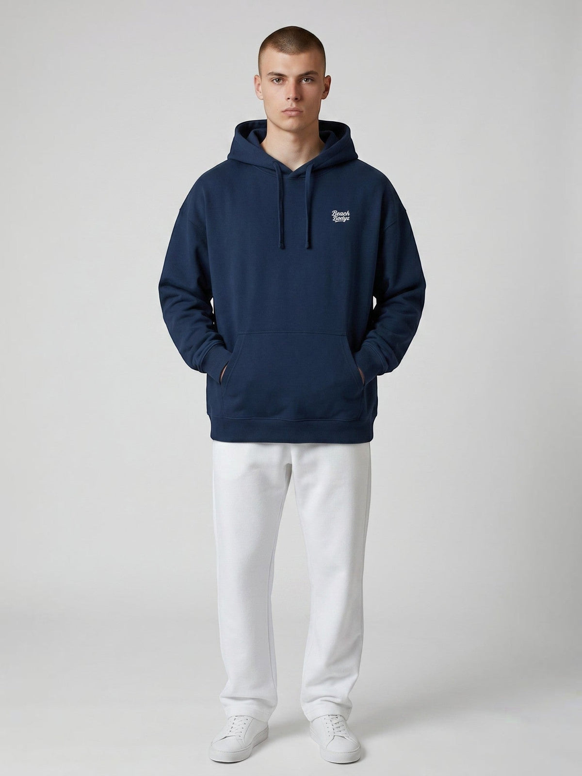 Signature Oversize Hoodie 350 g/m² – Bio-Baumwolle, weiße Stickerei