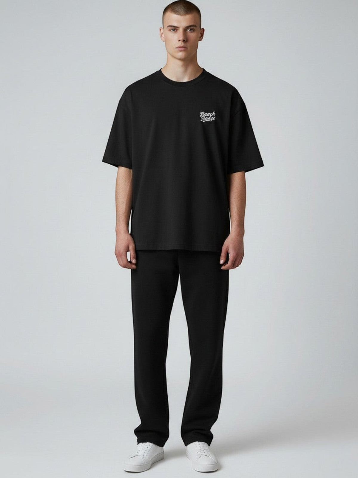 Signature Oversize T-Shirt 200 g/m² – Bio-Baumwolle, weiße Stickerei