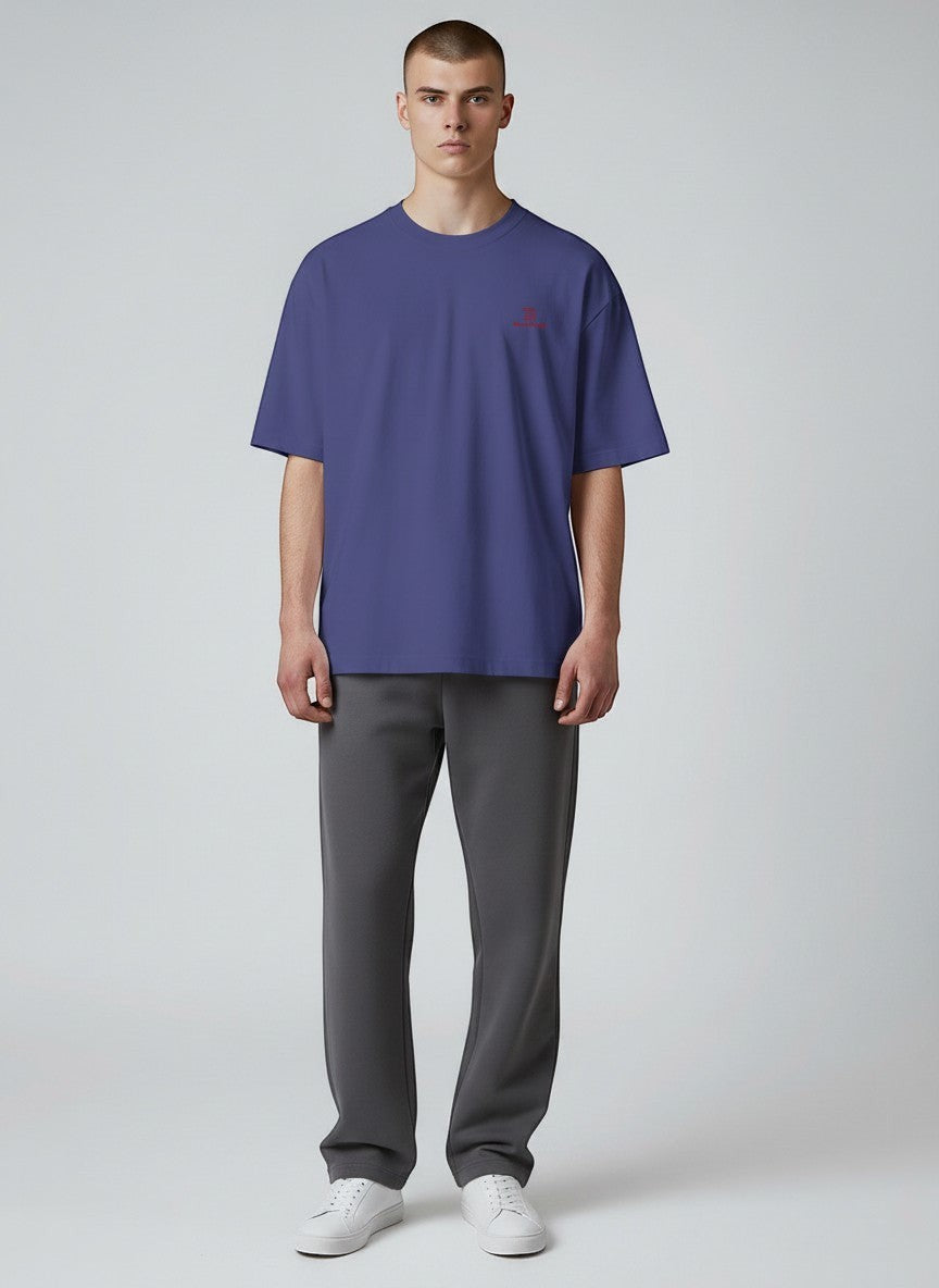 Essential Oversize T-Shirt 200 g/m² – Bio-Baumwolle, rote Stickerei