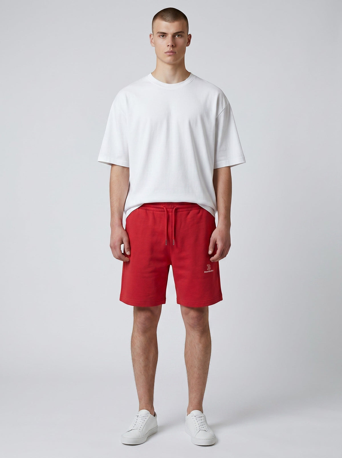 Identity Sweatshorts 300 g/m² – weiße Stickerei