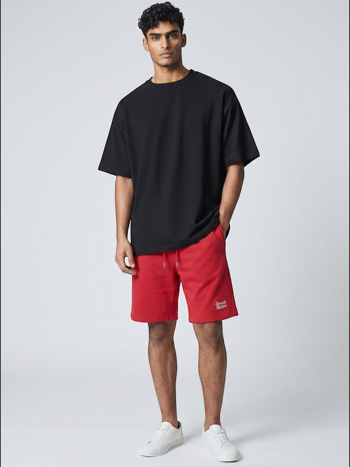 Signature Sweatshorts 300 g/m² – weiße Stickerei